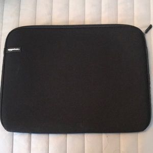 Amazon Basics Laptop Case